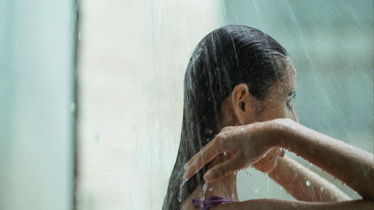 Kışın o saatte sakın banyo yapmayın! Uzmanlardan soğuk havalarda banyo önerisi