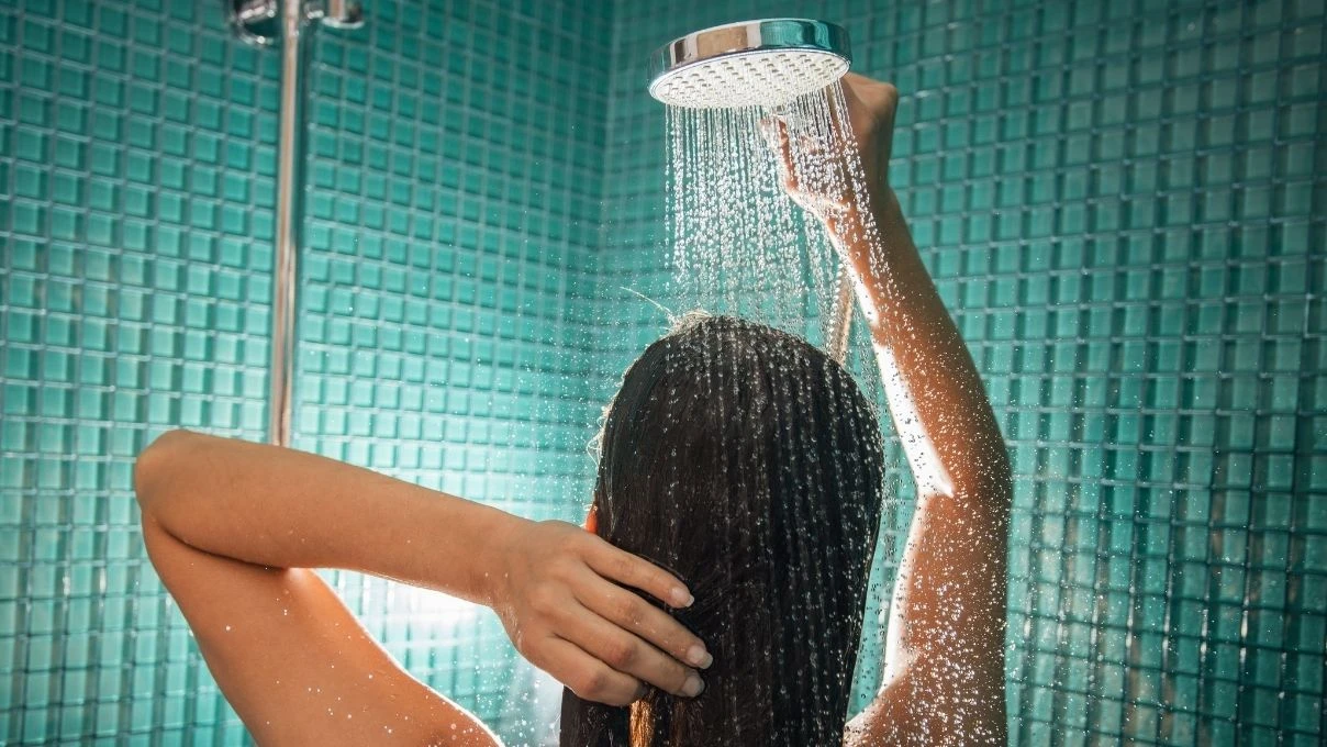 Kışın o saatte sakın banyo yapmayın! Uzmanlardan soğuk havalarda banyo önerisi