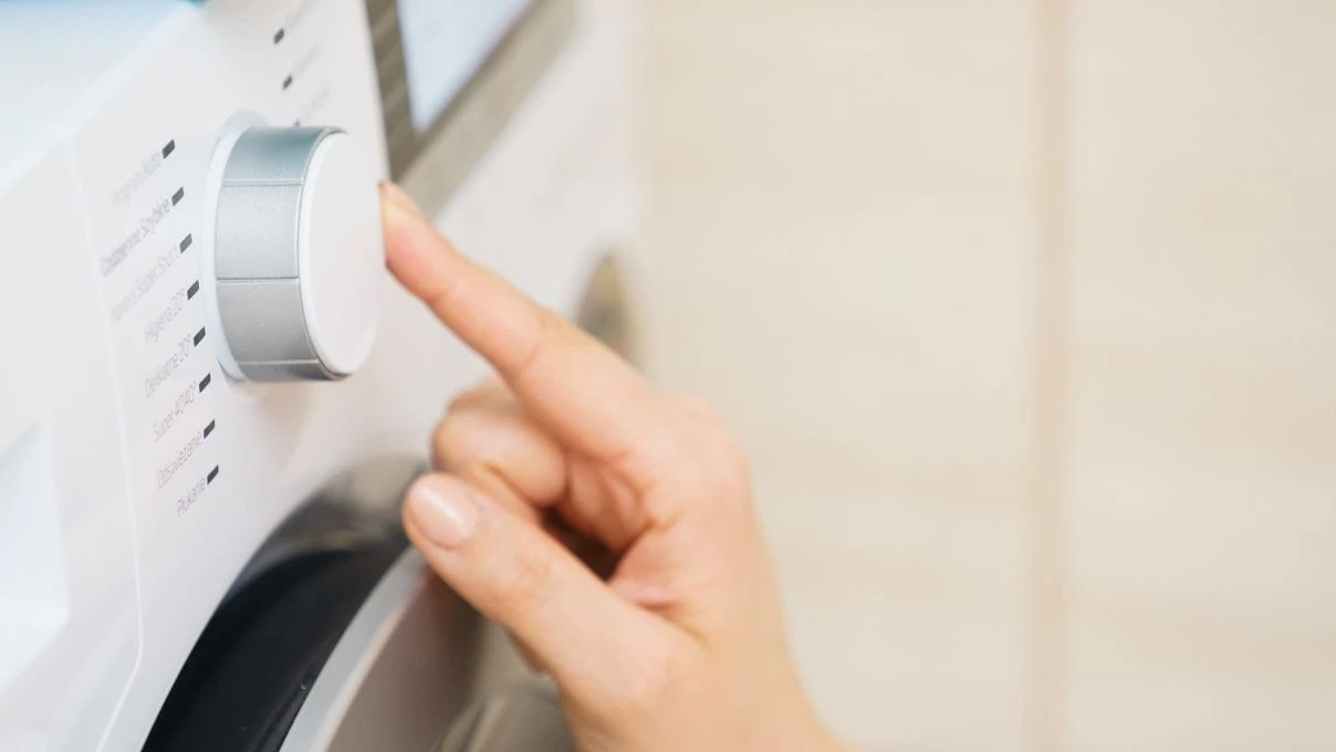 Kışlık kıyafetleri yıkama derecesi değişti! Yıllardır yünlüleri yanlış yıkıyormuşuz 9 Kışlık kıyafetleri yıkama derecesi değişti! Yıllardır yünlüleri yanlış yıkıyormuşuz