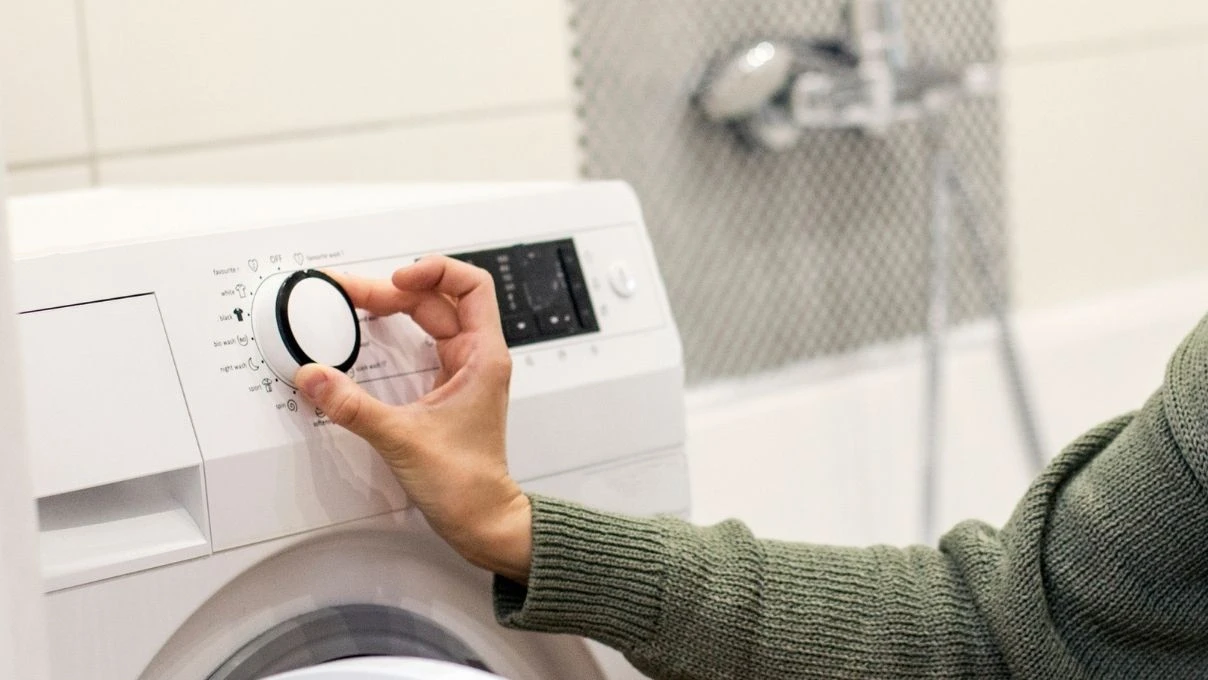 Kışlık kıyafetleri yıkama derecesi değişti! Yıllardır yünlüleri yanlış yıkıyormuşuz 8 Kışlık kıyafetleri yıkama derecesi değişti! Yıllardır yünlüleri yanlış yıkıyormuşuz