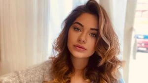kizilcik serbeti seda kimdir gercek adi ne nilayin eski komsusu diziye dahil oluyor 17600030337888