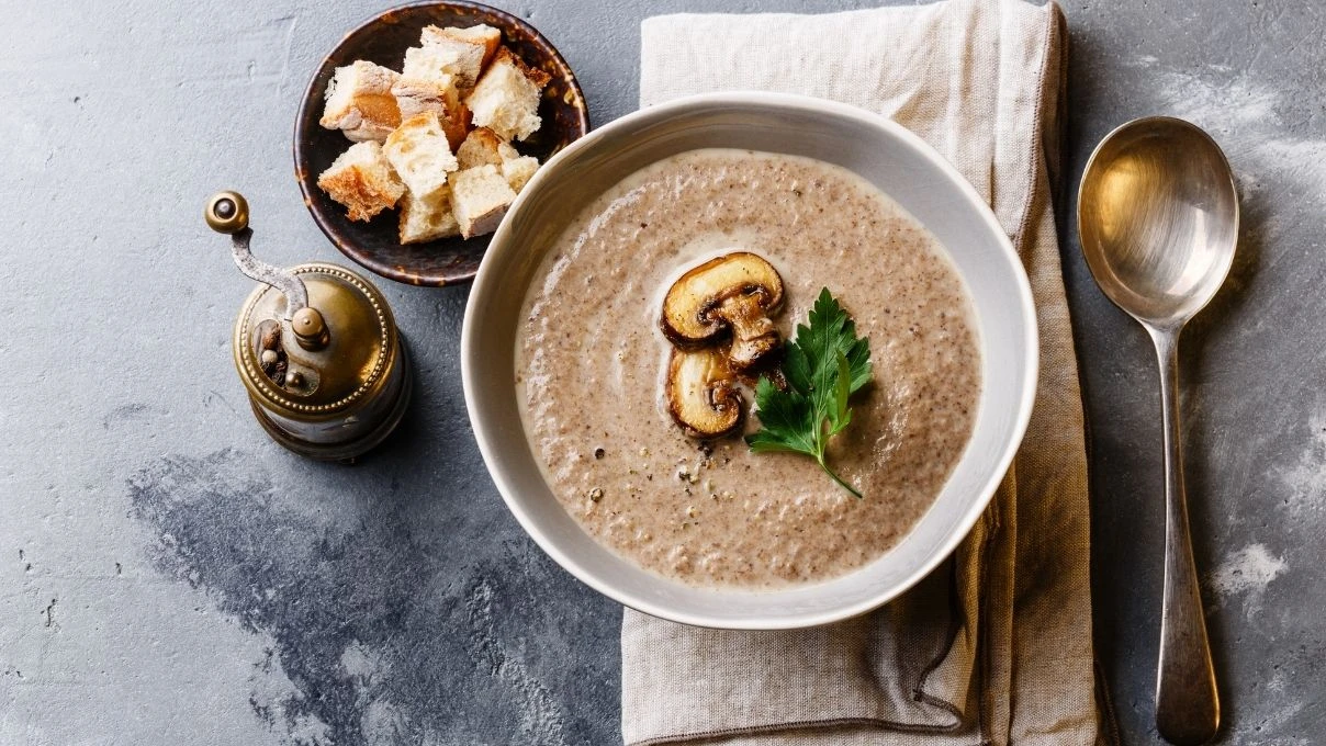 Diyet dostu kremasız mantar çorbası! Hem tok tutuyor hem ısıtıyor