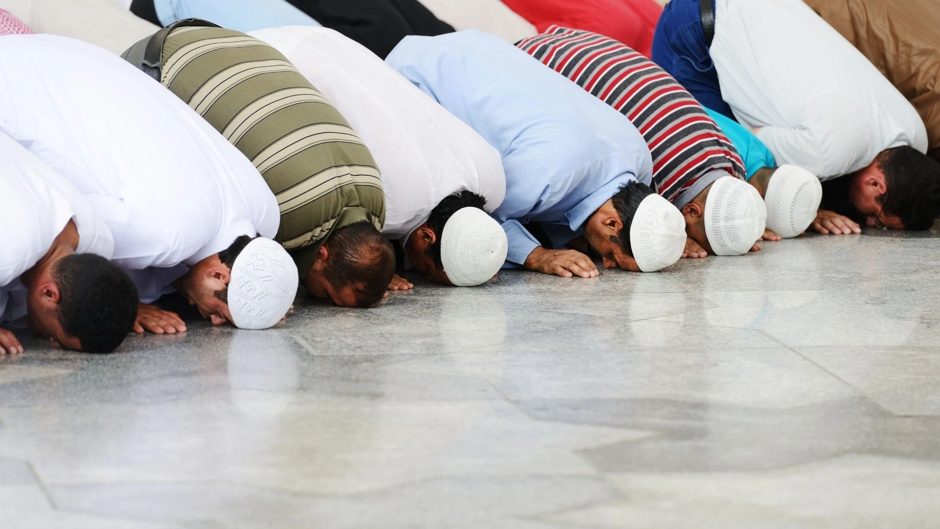 kurban bayrami icin bayram namazina gitmezsem ne olur gunah mi 5