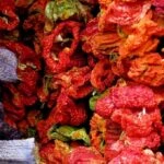 Kurutulmuş biber ve patlıcanları saklarken dikkat! Böceklenebilirler