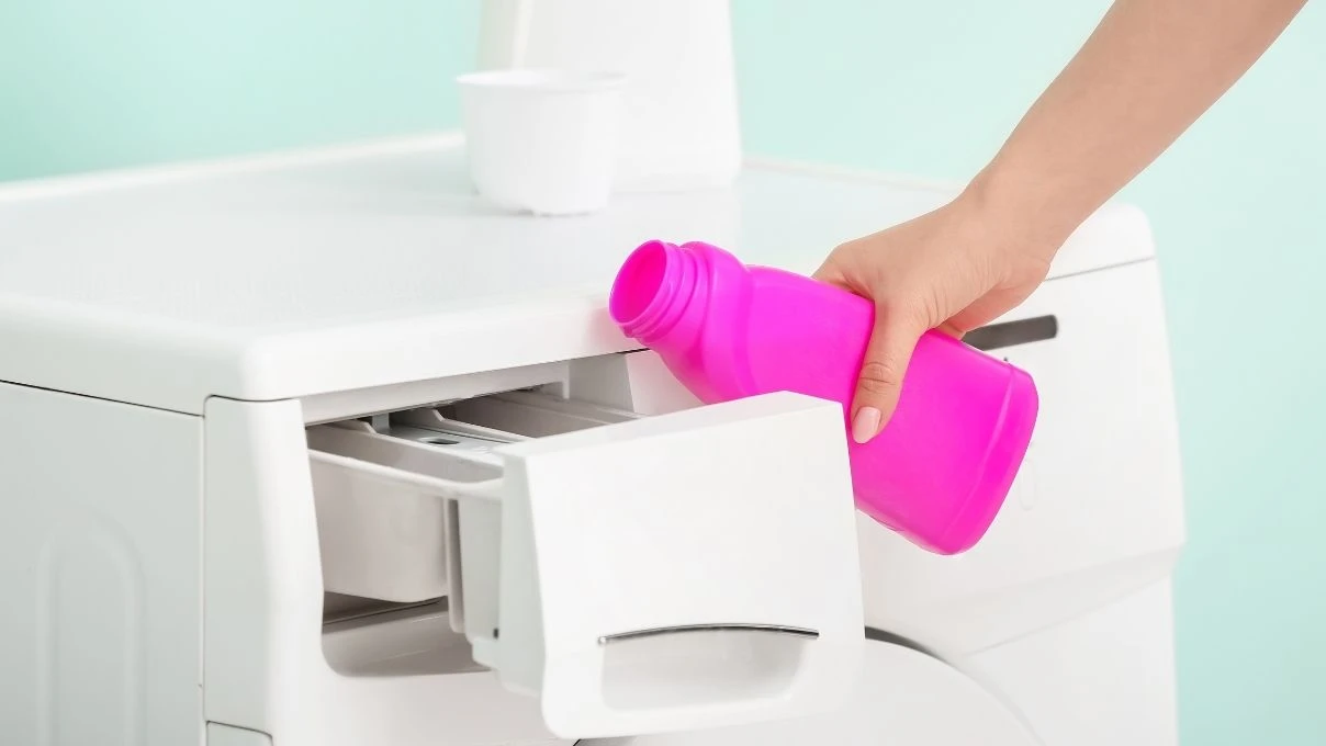 Çamaşır makinesinin ilk gözüne bir damla lavanta yağı dökün! Sonuçlara şaşıracaksınız 10 Çamaşır makinesinin ilk gözüne bir damla lavanta yağı dökün! Sonuçlara şaşıracaksınız