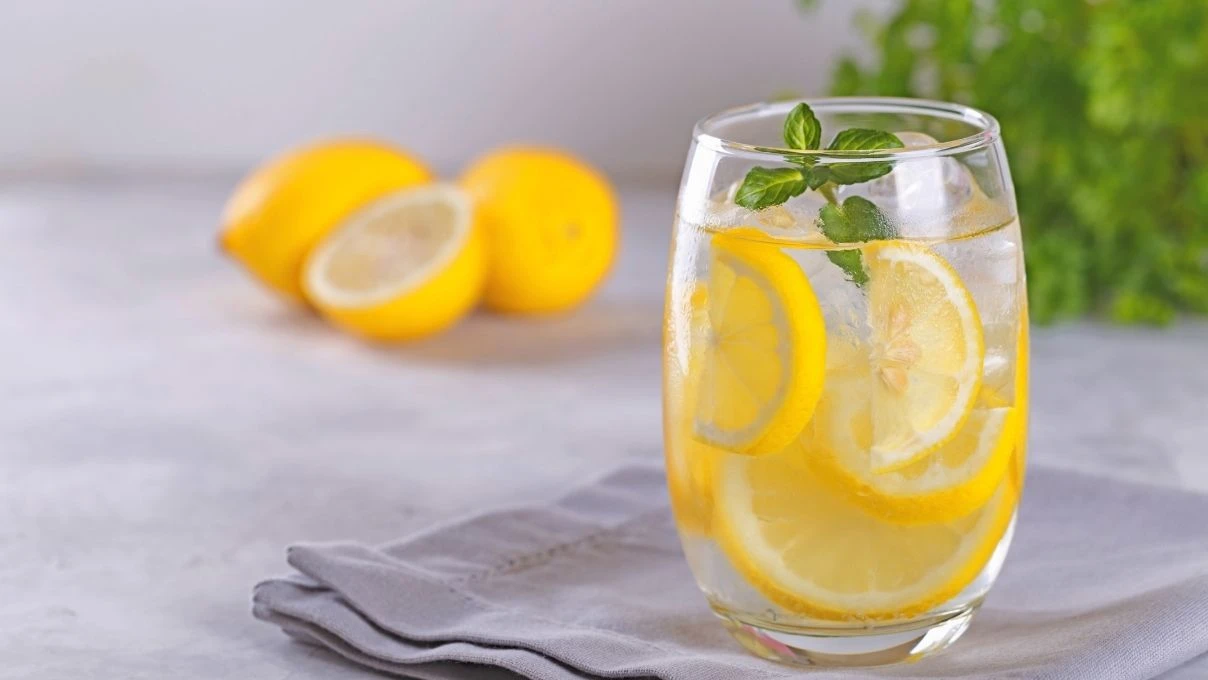 Her gün limonlu su içmenin 5 şaşırtıcı faydası! Sadece zayıflatmıyor