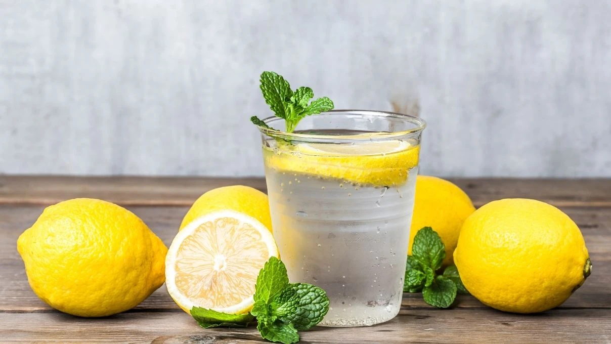 Her gün limonlu su içmenin 5 şaşırtıcı faydası! Sadece zayıflatmıyor