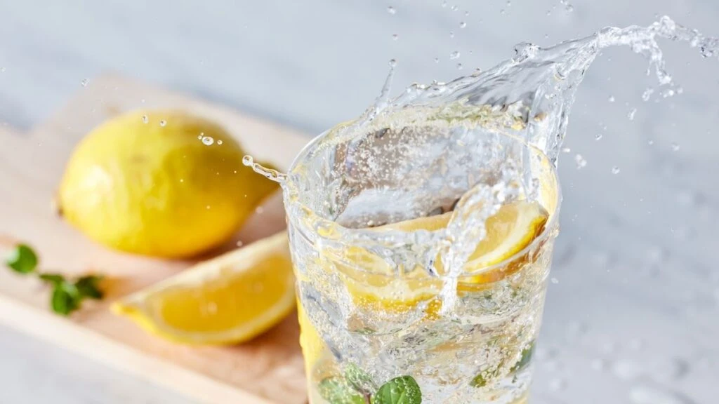 Limonlu su sadece zayıflatmıyor! Canan Karatay’dan kritik açıklama