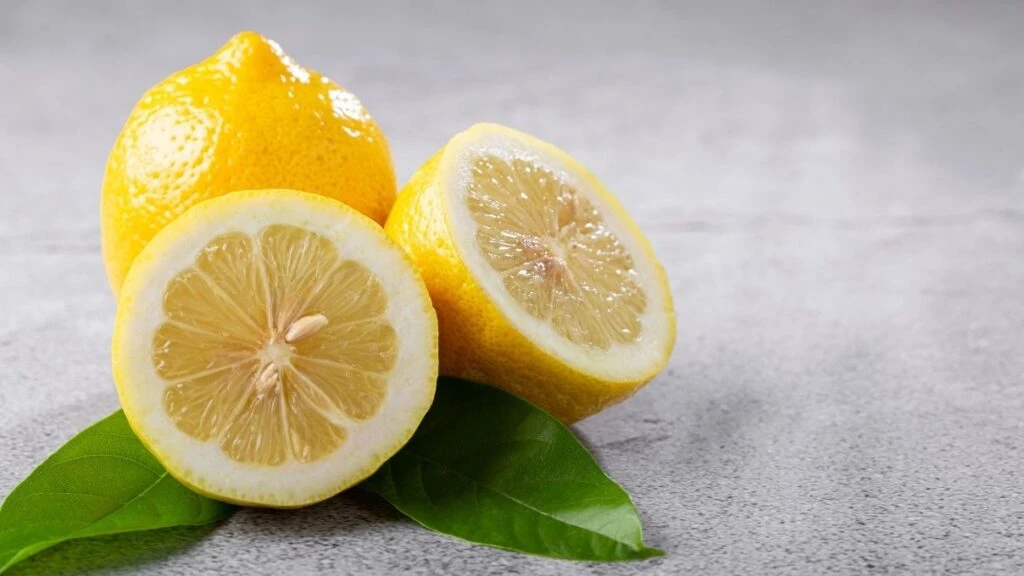 Limon değil limonun kendisi tam bir güzellik sırrı! Vücudunuzdaki lekelerle vedalaşın