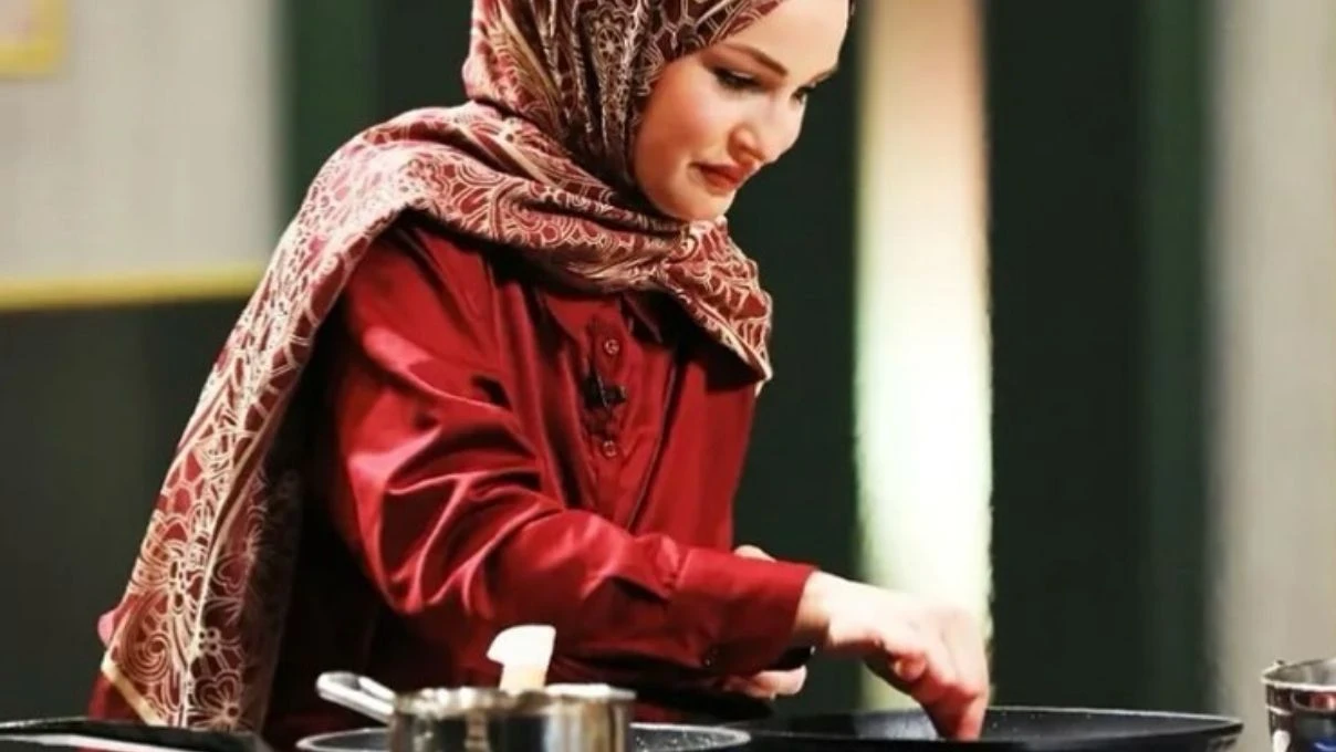 masterchef busra mutlu kimdir busra mutlu kac yasinda ve ne is yapar 4