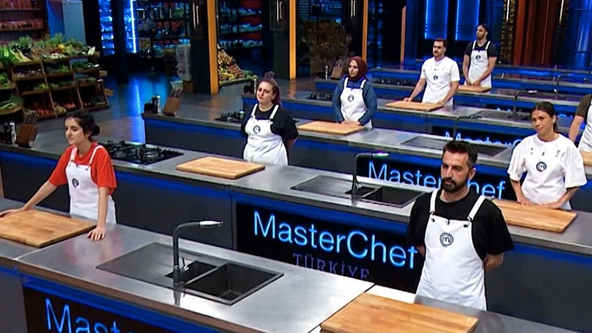 masterchef te eleme adayi kim oldu 2025 masterchef dokunulmazlik oyununu hangi takim kazandi 4