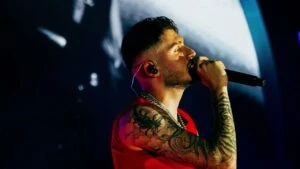 Rapçi Blok3'ten endişelendiren karar! Türkiye'deki tüm sahnelerini sağlık sorunları nedeniyle erteledi 8 maxresdefault 8 9