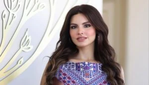 mengenal nadeen ayoub perwakilan palestina di panggung miss universe djd