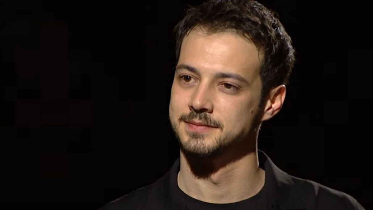 mert yazicioglu babasi ile olan anisini anlatti