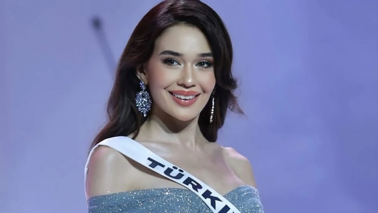 Ceren Arslan Miss Universe 2025’te Hürrem Sultan kostümüyle ortalığı dikkatleri üzerine çekti 6 Ceren Arslan Miss Universe 2025’te Hürrem Sultan kostümüyle ortalığı dikkatleri üzerine çekti