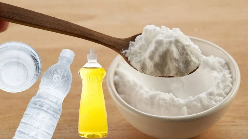 Mutfak dolaplarındaki yağ tabakasını tek hamlede çıkarın!