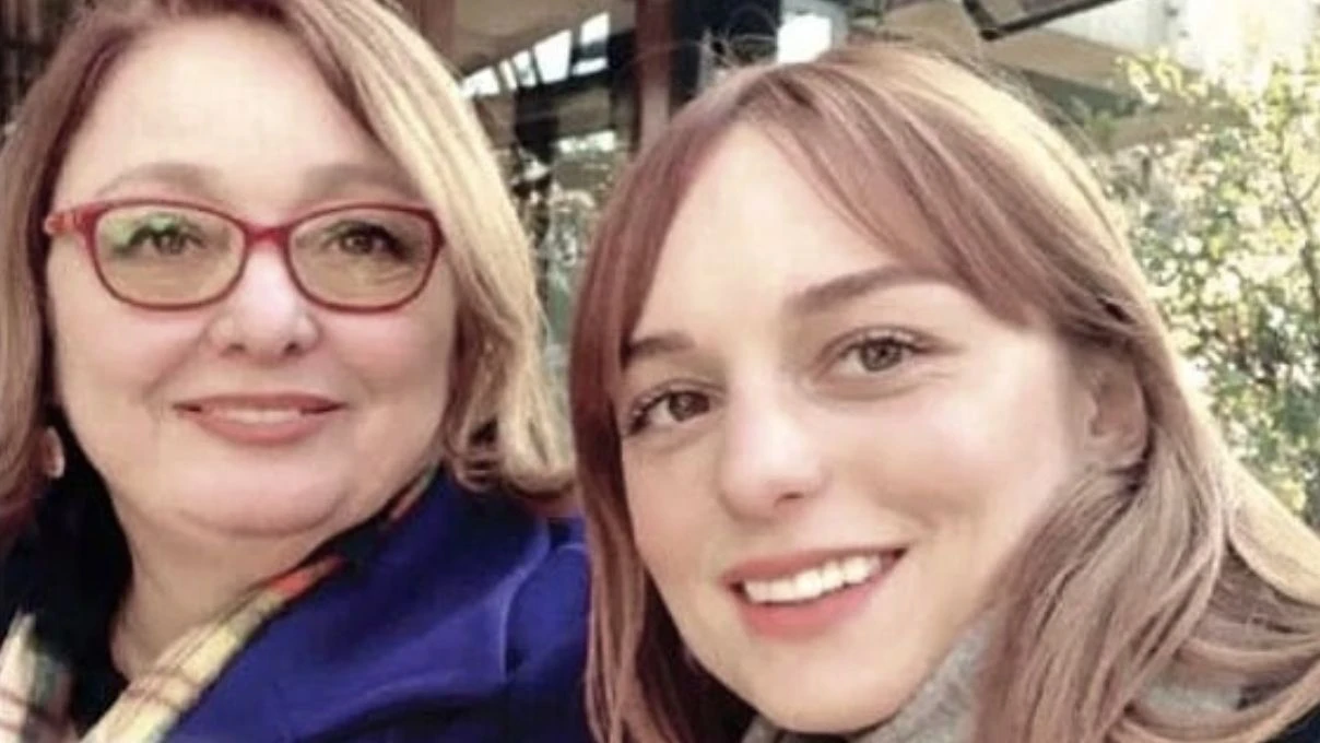 nilperi sahinkaya nin annesinin cenazesi nereden kalkacak nilperi sahinkaya annesi ne kanseriydi 4