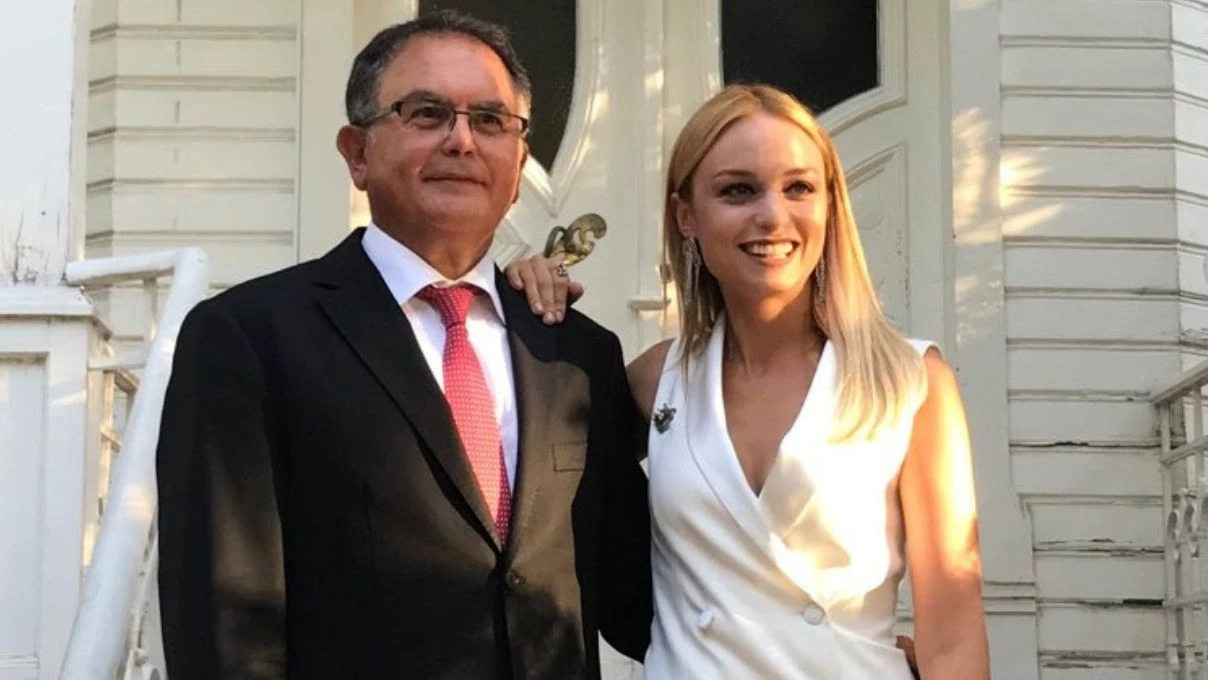 nilperi sahinkaya nin babasi kimdir levent sahinkaya nereli ve ne is yapiyor 4