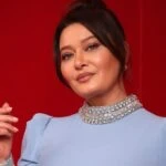 Nurgül Yeşilçay’ın köy hayatı dikkat çekti! Traktör sürdü, kepçe kullandı