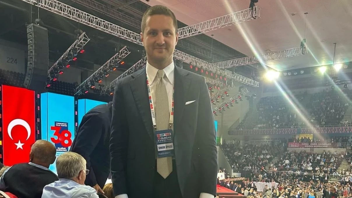 Ömer Sarıgül kimdir kaç yaşında? Ömer Sarıgül kimin oğludur? 5 Ömer Sarıgül kimdir kaç yaşında? Ömer Sarıgül kimin oğludur?