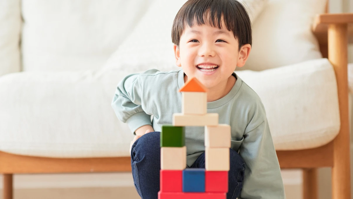 oyun oynayan cocuk 2