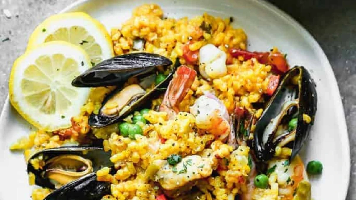 MasterChef’te İspanyol'ların meşhur lezzeti paella tarifi! Danilo şef püf noktalarıyla anlattı! 4 paella nasil yapilir