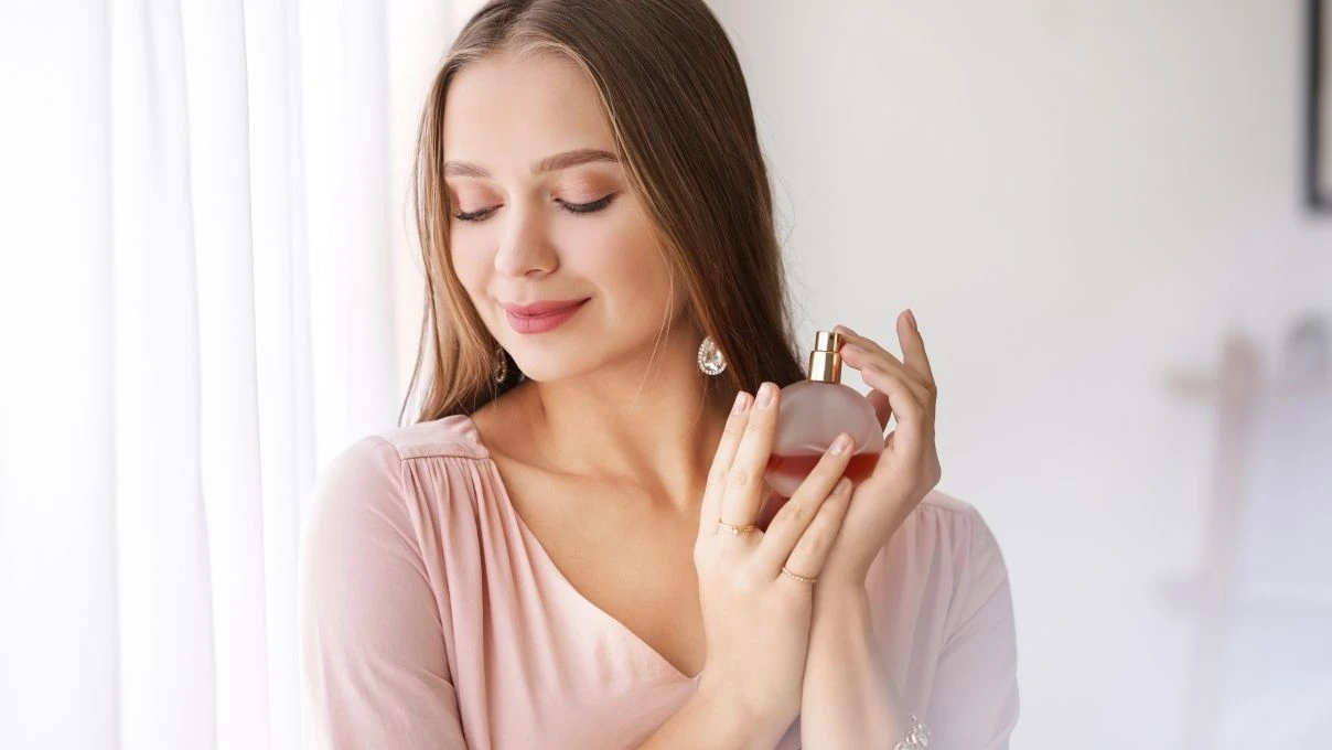 parfum kokusunun kaliciligini 10 kat artiran tuyo yeni sikmis gibi koku ustunuzden cikmayacak 3