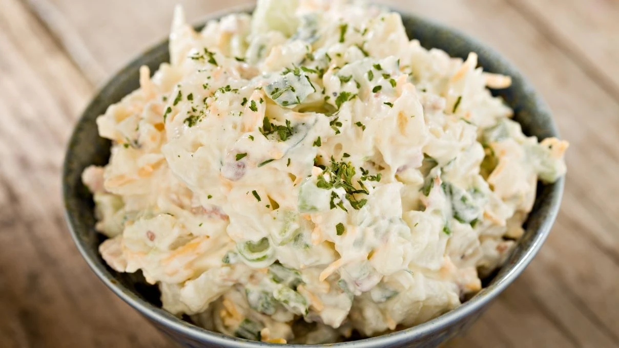 5 çaylarını vazgeçilmezi! Patates salatasına yeni sos trendi