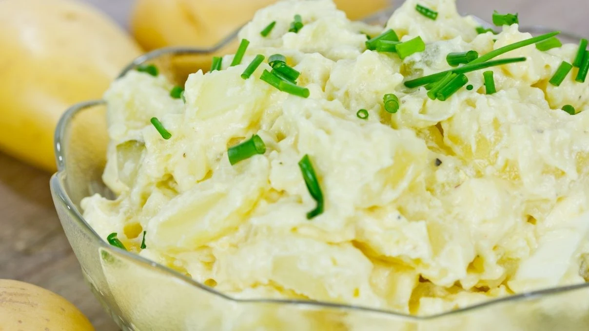 5 çaylarını vazgeçilmezi! Patates salatasına yeni sos trendi