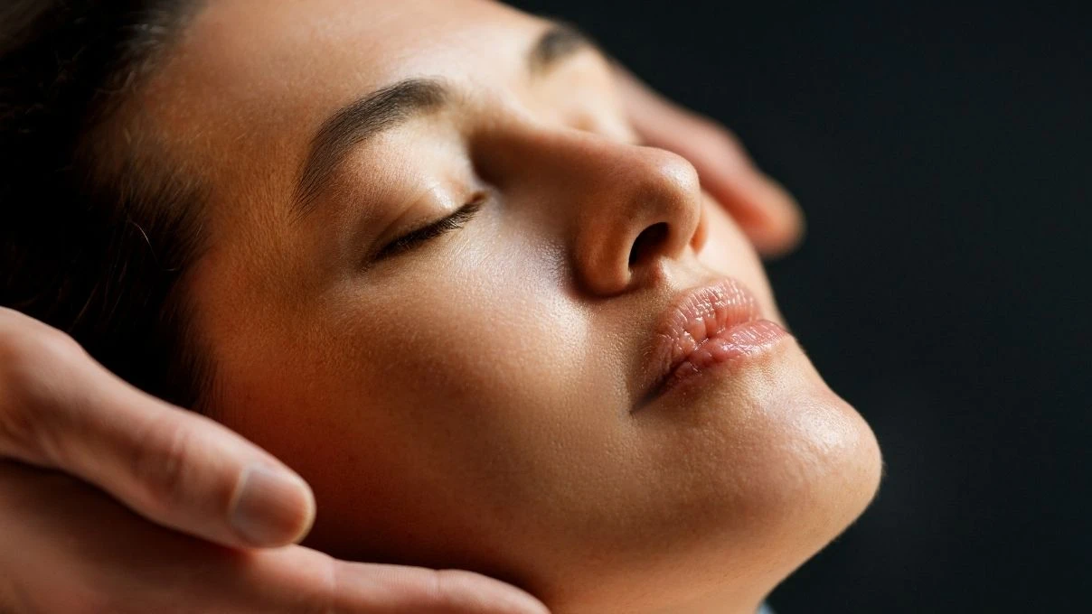 2025’in yeni trendi: Evde kolajen artıran pirinç suyu maskesi geri döndü