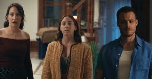 platonik mavi dolunay otel 18 eylul de netflix te h47021 eab89