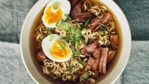Marketten almayın! 5 malzeme ile evde sağlıklı Ramen keyfinin tadını çıkarın 6 ramen disinda ne kullanilir