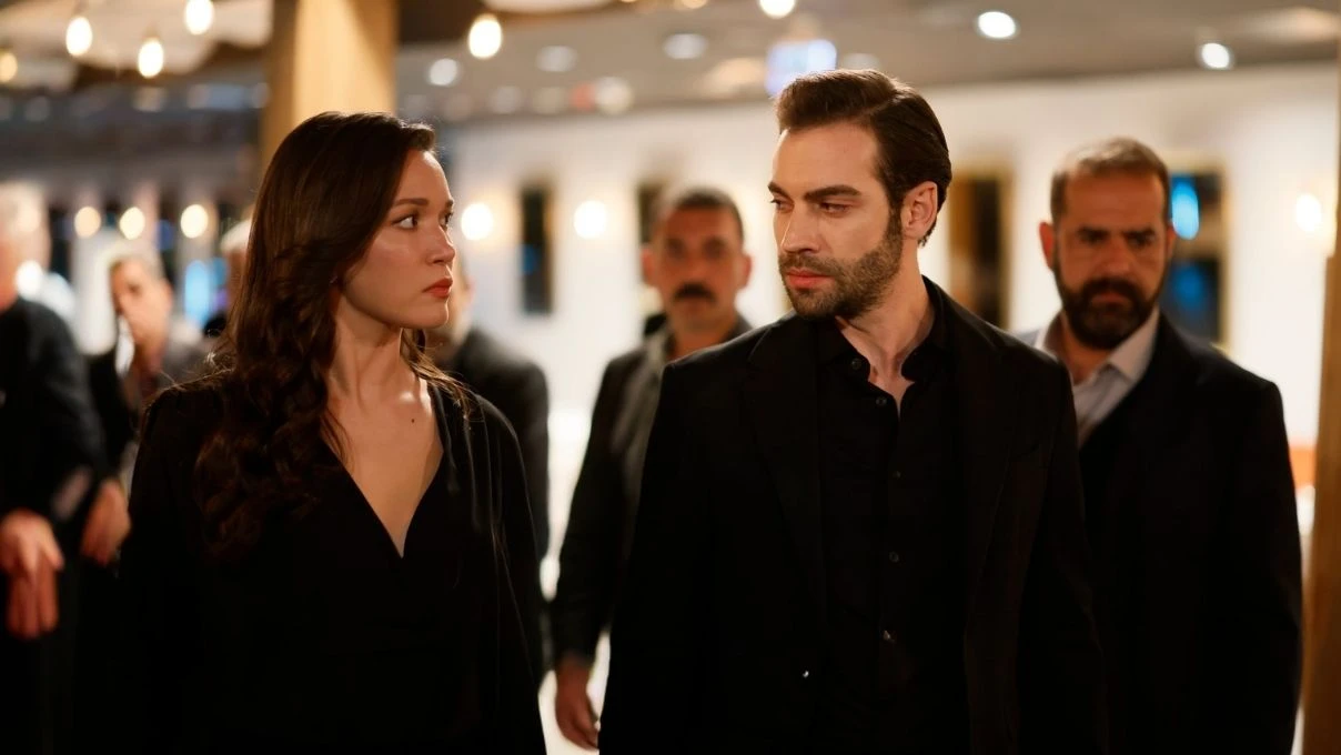 Eşref Rüya zirvedeki yerini koruyor! İşte 3 Aralık 2025 reyting sonuçları