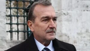 Cem Kurtoğlu kimdir, kaç yaşında? Cem Kurtoğlu aslen nereli? 4 s 5af622c9b61ede2e6bdd9c6443b5a76c4ebfbb92