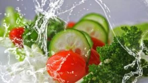 salataya eklenmemesi gereken besinler