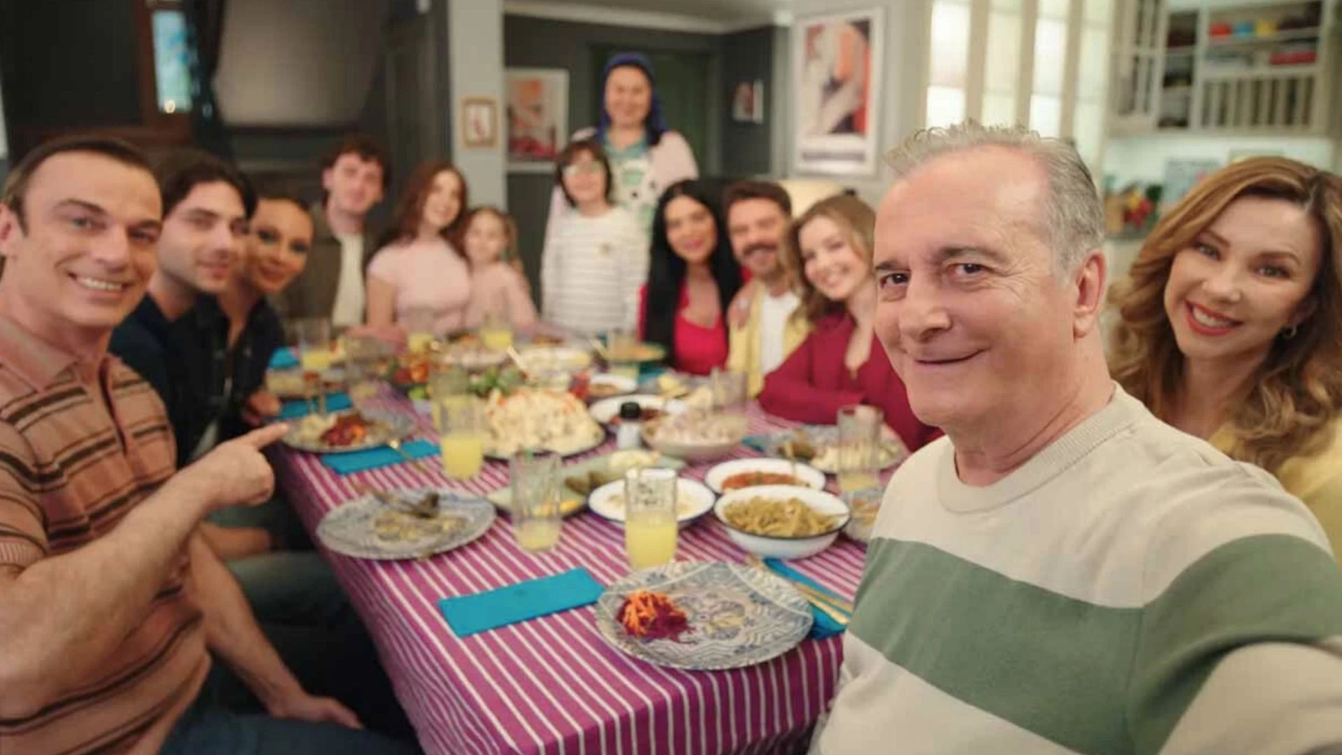 sihirli annem hepimiz biriz konusu nedir ve oyunculari kim sihirli annem hepimiz biriz ne zaman basliyor 3