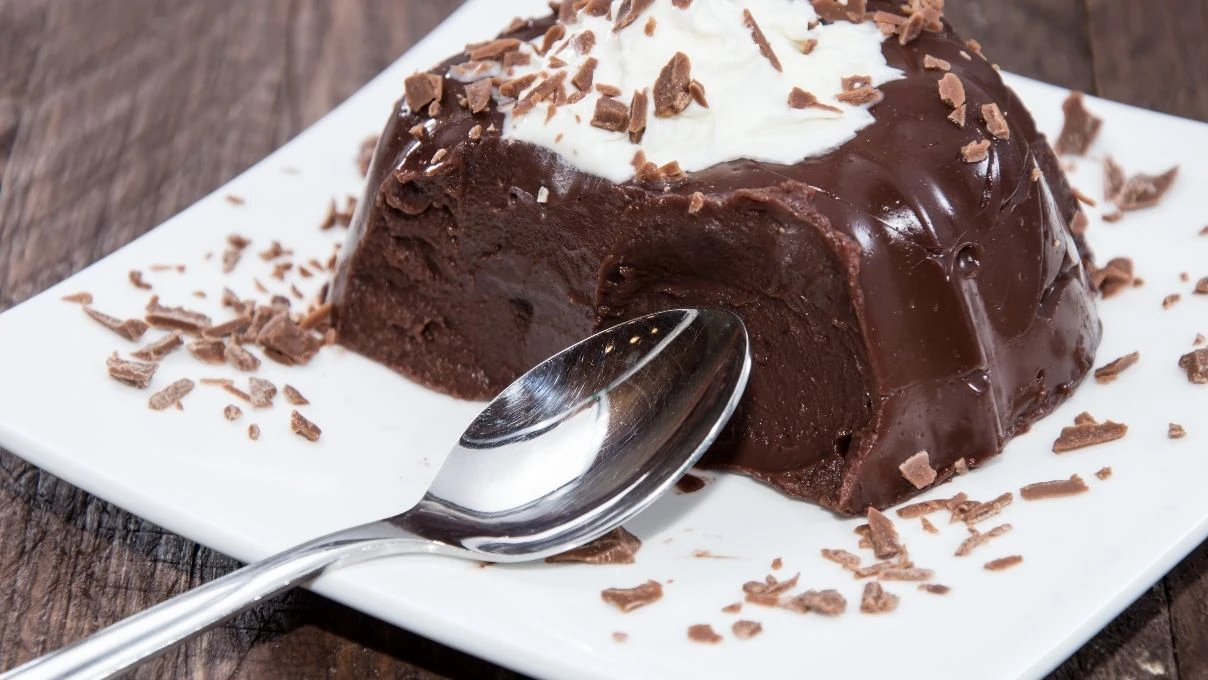 Şekeri hayatına çıkaranlar bu tatlıyı koysun! Soğuk puding tarifi 