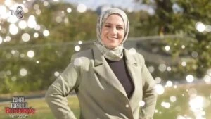 sukran bekar kimdir ve aslen nereli zuhal topal yemekteyiz 039 de firtinalar estirdi325