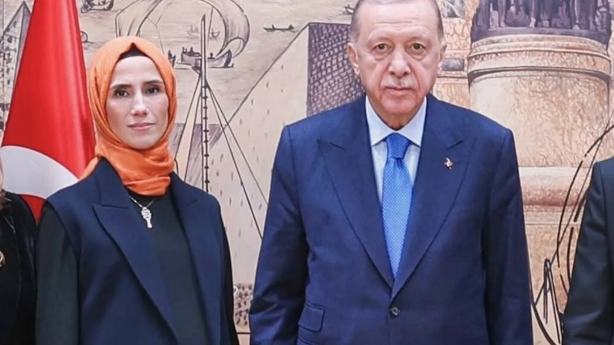 sumeyye erdogan kimdir kac yasinda sumeyye erdogan bayraktar kiminle evli 2