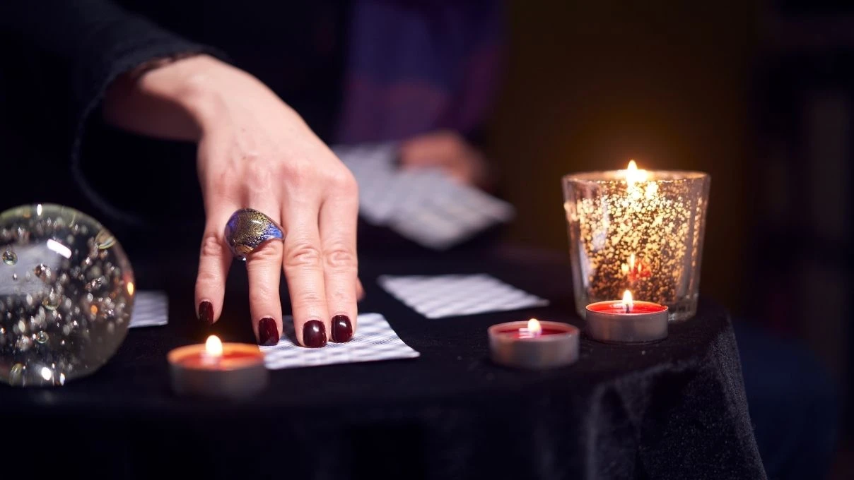 Günlük tarot kart açılımı 15 Kasım 2025! İyimser olursanız bereketiniz artar 8 Günlük tarot kart açılımı 15 Kasım 2025! İyimser olursanız bereketiniz artar