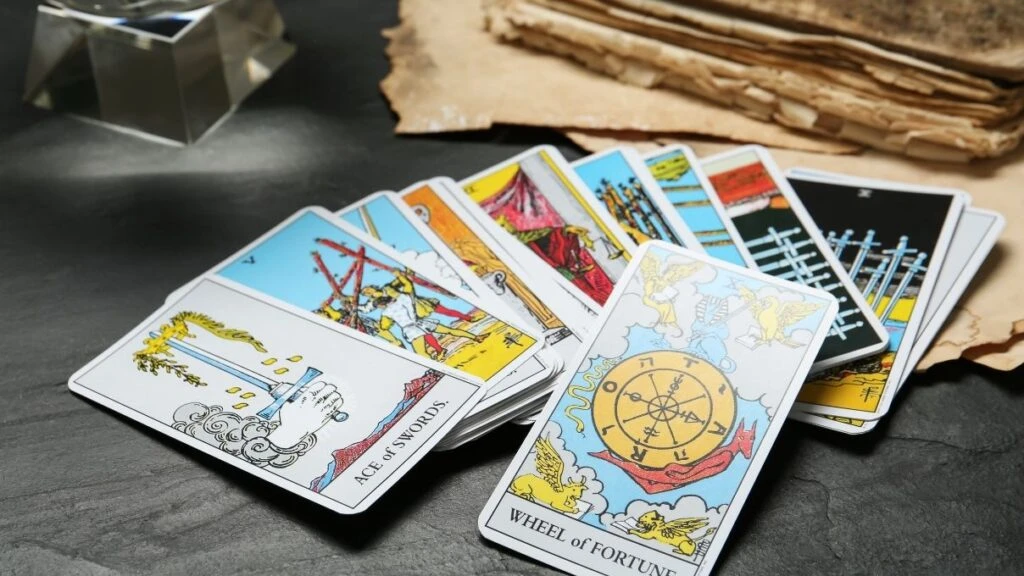 Günlük tarot kart açılımı 26 Kasım 2025! Önemli seçimler yaklaşıyor