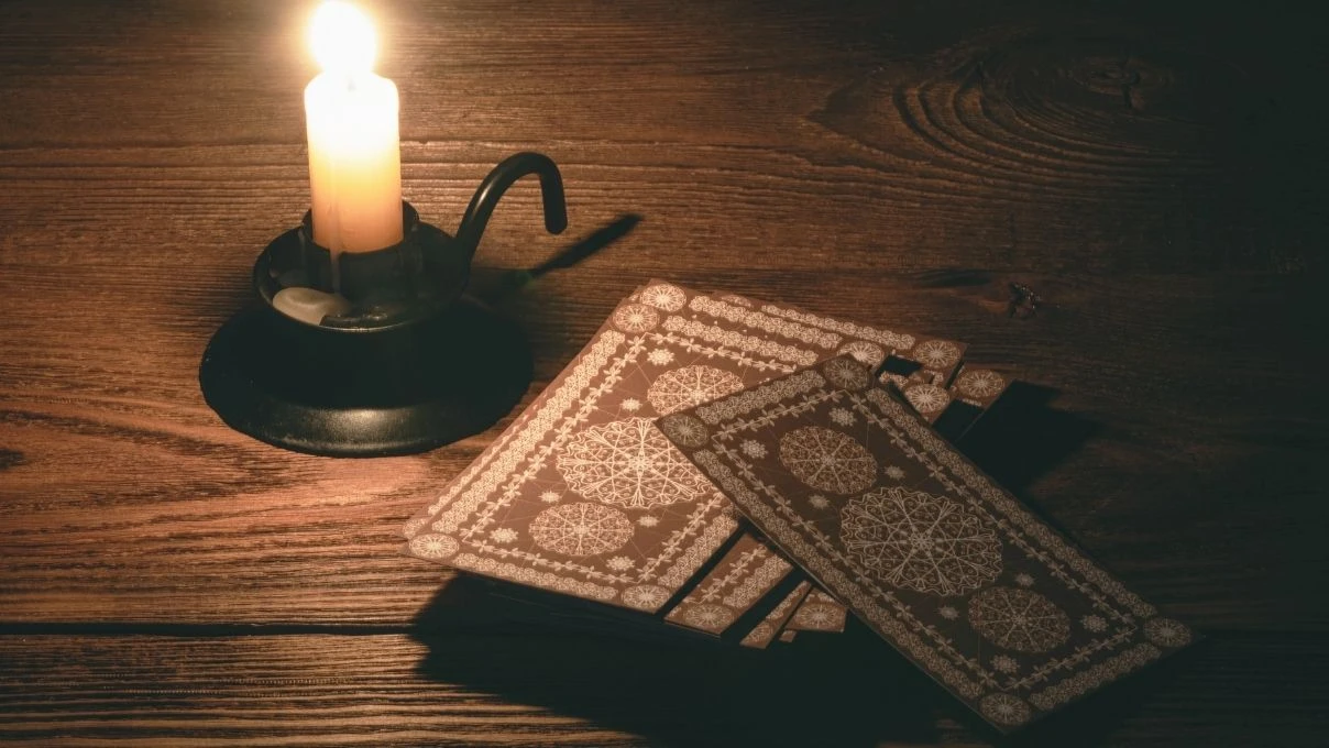 Günlük tarot kart açılımı 8 Aralık 2025! Değişimler başladı, hata ya da kararlılık karışacak 7 Günlük tarot kart açılımı 8 Aralık 2025! Değişimler başladı, hata ya da kararlılık karışacak