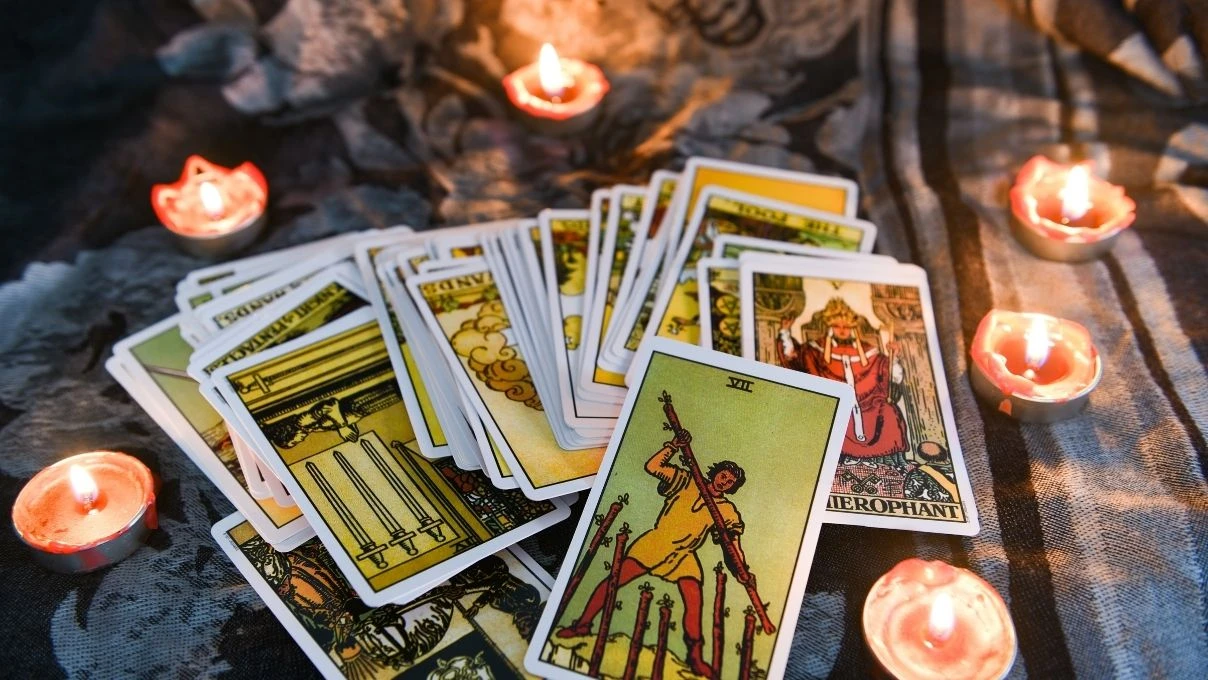 Günlük tarot kart açılımı 22 Kasım 2025! Uyumlu olmak bağlarınızı güçlendirir 5 Günlük tarot kart açılımı 22 Kasım 2025! Uyumlu olmak bağlarınızı güçlendirir