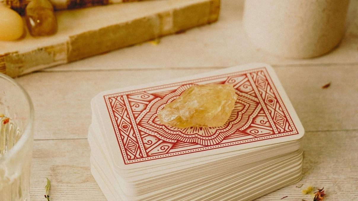 Günlük tarot kart açılımı 12 Aralık 2025! Güvenliğinizi kendiniz sağlayın