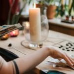 Günlük tarot kart açılımı 17 Kasım 2025! Korkuyu değil, geçişi kucaklayın