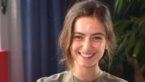 tasacak bu deniz eleni kimdir ava yaman kac yasinda nereli