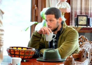 Taşacak Bu Deniz'in Mikael'i Rami Narin kimdir, kaç yaşında? Rami Narin hangi dizilerde oynadı? 9 tasacak bu deniz mikail kim rami narin kac yasinda nereli hangi dizilerde oynadi 1764961121082