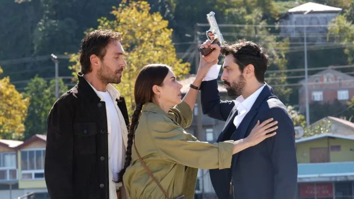 Taşacak Bu Deniz dizisinde sürpriz gelişme! Öykü Gürman mı geliyor? 5 Taşacak Bu Deniz dizisinde sürpriz gelişme! Öykü Gürman, mı geliyor?