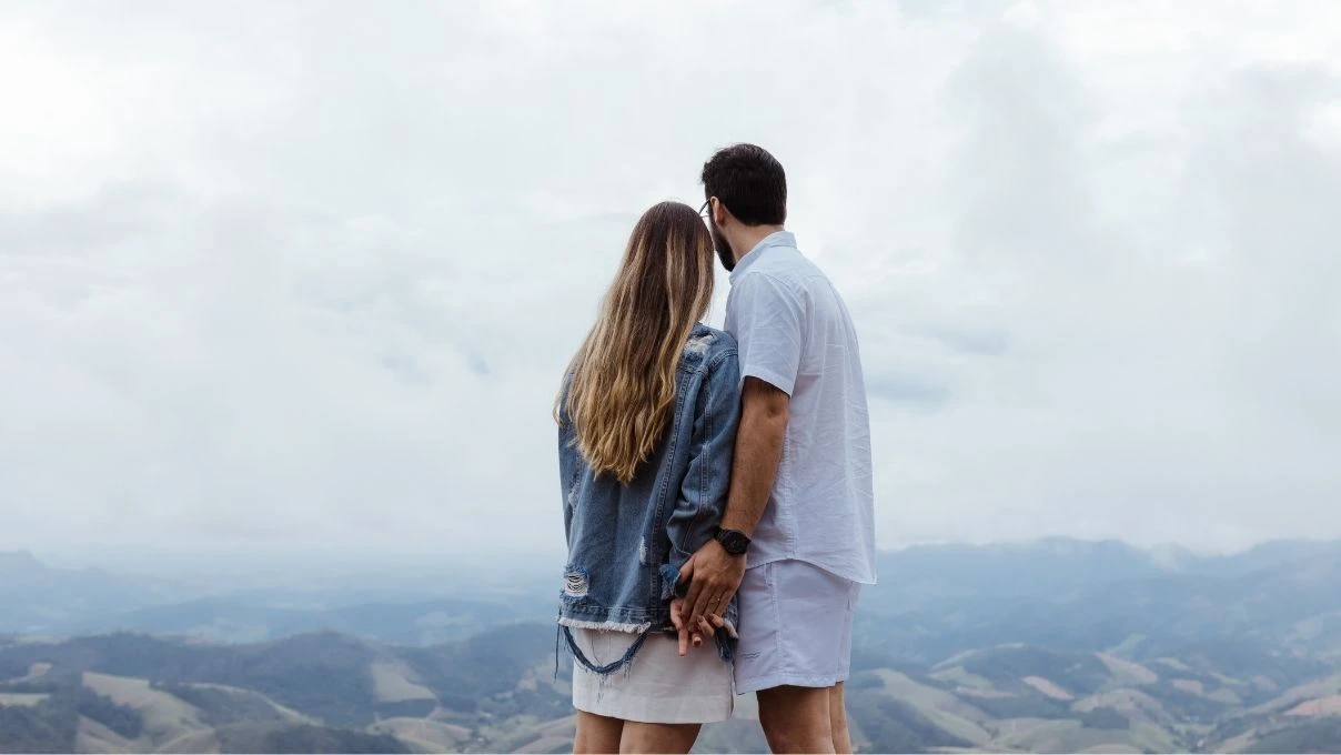 Uzak mesafe ilişki yaşayanlar dikkat! Uzmanlardan kritik uyarılar 6 Uzak mesafe ilişki yaşayanlar dikkat! Uzmanlardan kritik uyarılar