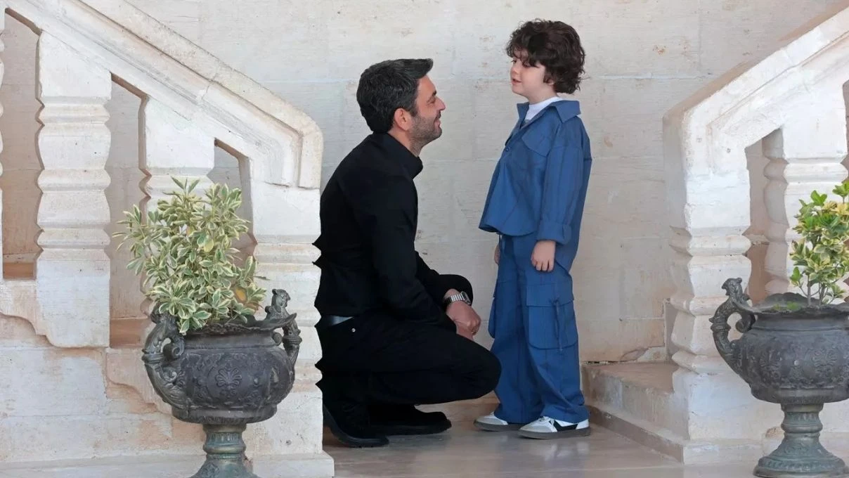 Uzak Şehir Ecmel ölecek mi? Uzak Şehir Deniz Ecmel'in torunu mu? 6 Uzak Şehir Ecmel ölecek mi? Uzak Şehir Deniz Ecmel'in torunu mu?